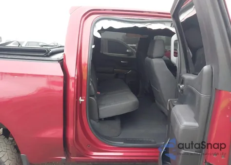 2022 Chevrolet Silverado 1500 Ltd 4Wd Short Bed Lt Trail Boss z USA, uszkodzony, nr VIN 1GCPYFED4NZ220511